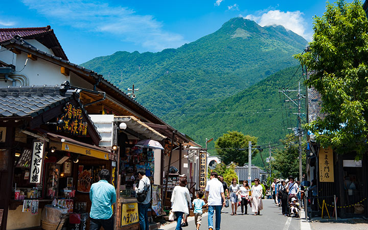 Yunotubo Street, Yufu, Japan