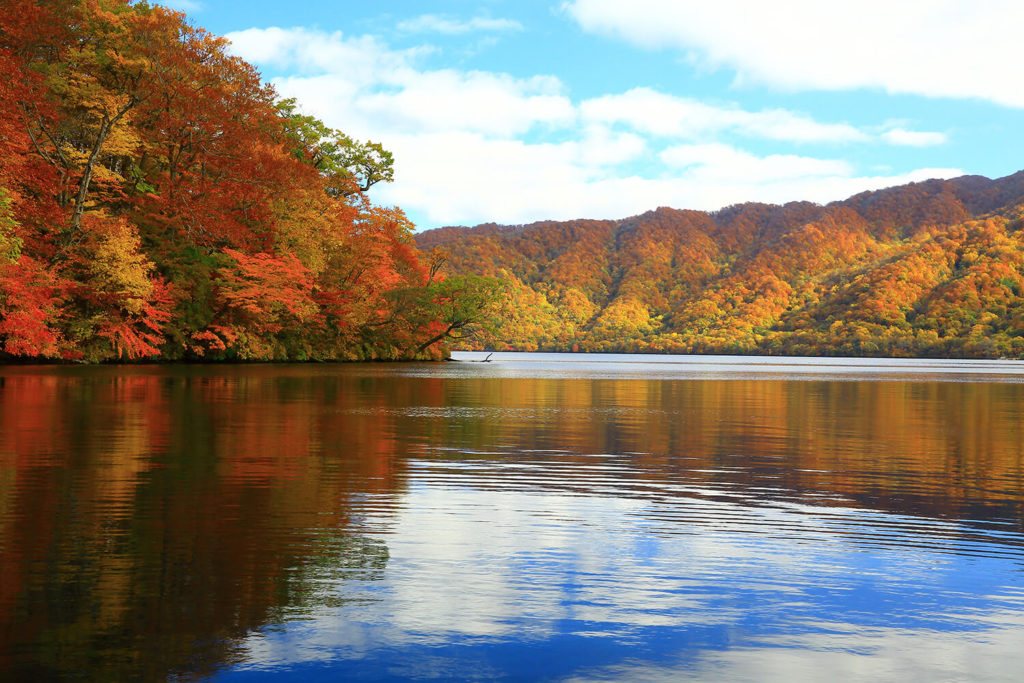 Lake_Towada_Akita