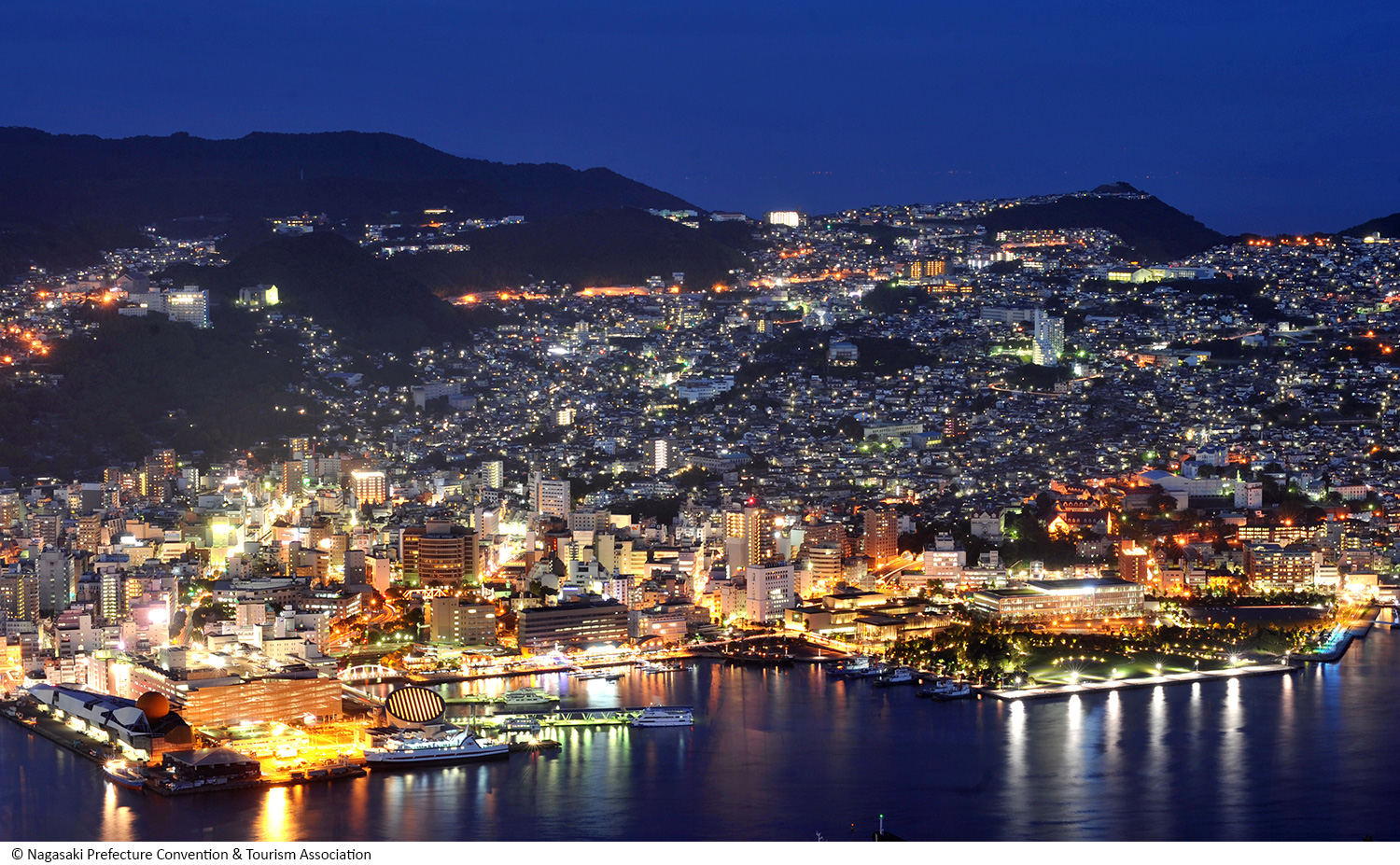 Mt_Inari_Nagasaki_Japan