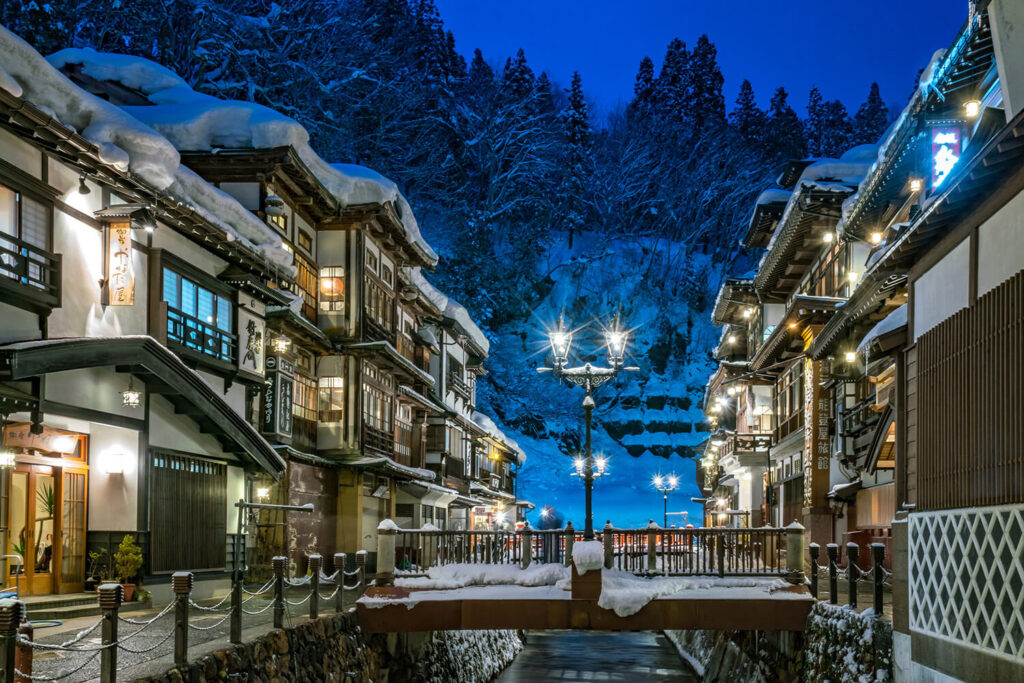 nzan_Onsen_in_Yamagata_Prefecture