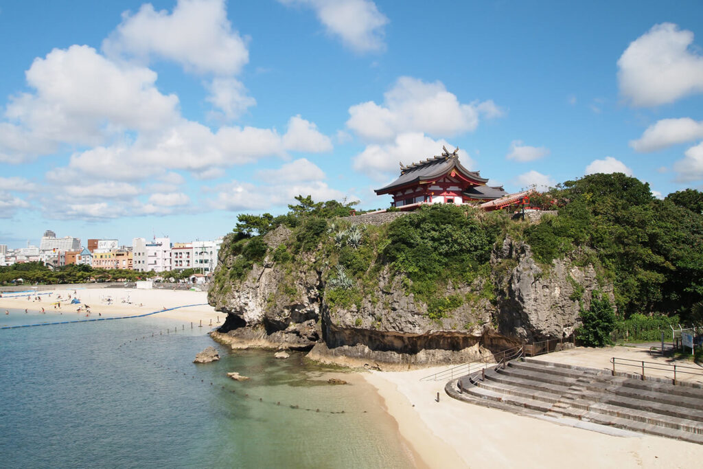 Naminoue_Shrine_Okinawa